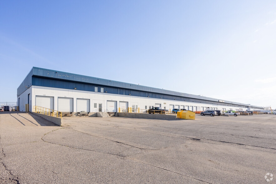 2100 78th Ave NE, Calgary, AB for sale - Primary Photo - Image 1 of 1