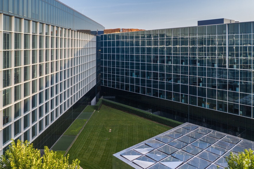 6200 NW Classen, Oklahoma City, OK for sale - Building Photo - Image 3 of 11