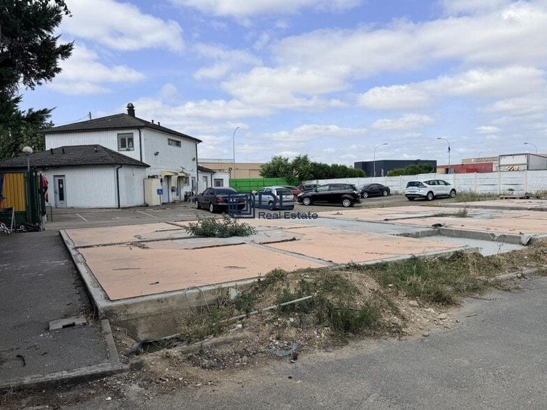 Land in Vigneux-sur-Seine for lease - Building Photo - Image 2 of 4