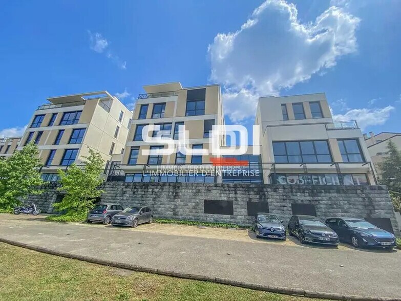 84 Quai Joseph Gillet, Lyon à louer - Photo du bâtiment - Image 3 de 15