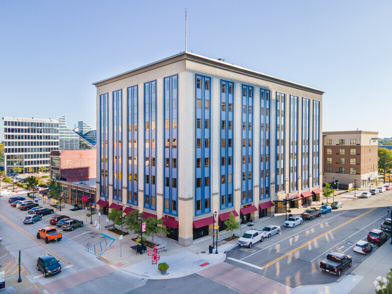 105-109 E Jefferson Blvd, South Bend, IN for sale - Building Photo - Image 1 of 1