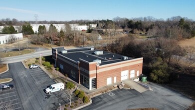 4275 Regency Dr, Greensboro, NC for lease Building Photo- Image 1 of 9