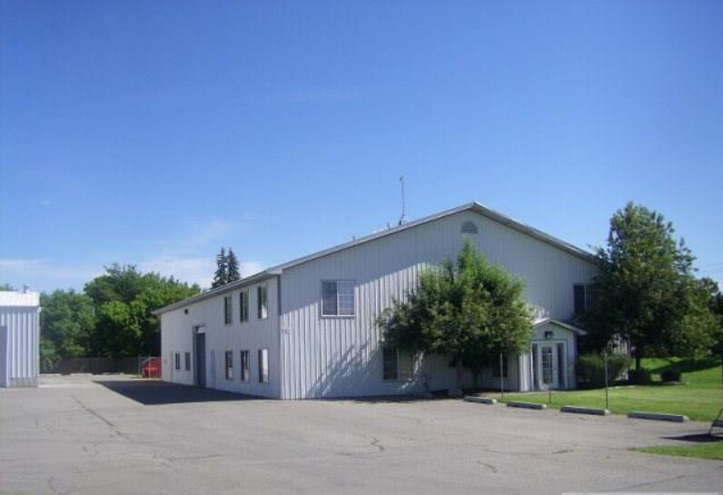 1463 Commerce Way, Idaho Falls, ID à louer Photo du bâtiment- Image 1 de 13