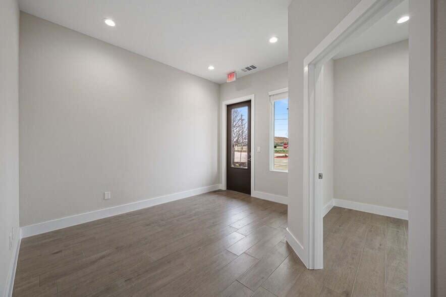 2951 FM 1460, Georgetown, TX à louer - Photo du bâtiment - Image 3 de 19