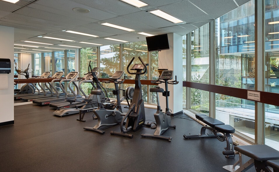 1140 W Pender St, Vancouver, BC for lease - Building Photo - Image 3 of 9