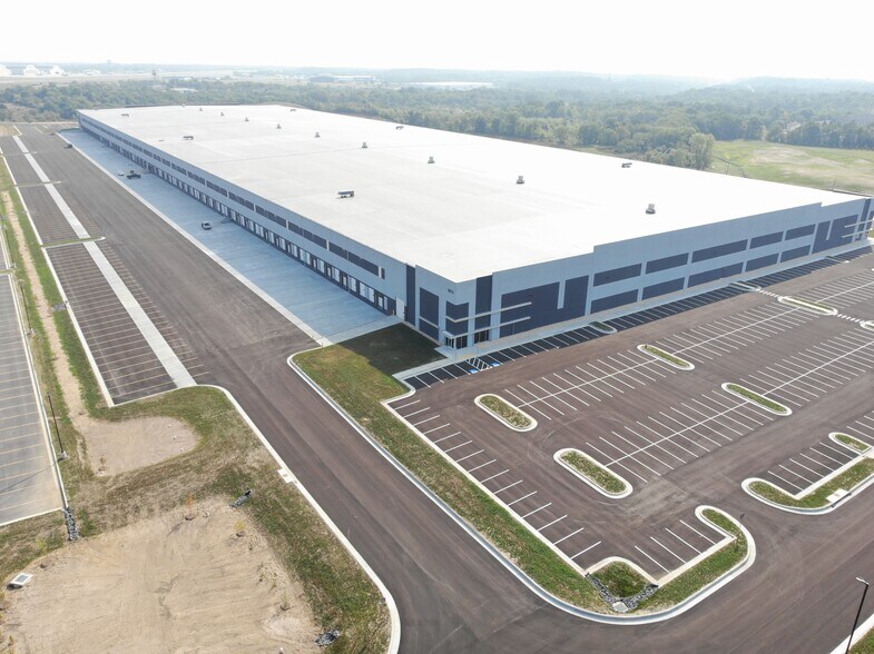 0 Winchester Ave, Martinsburg, WV à louer - Photo du bâtiment - Image 2 de 3