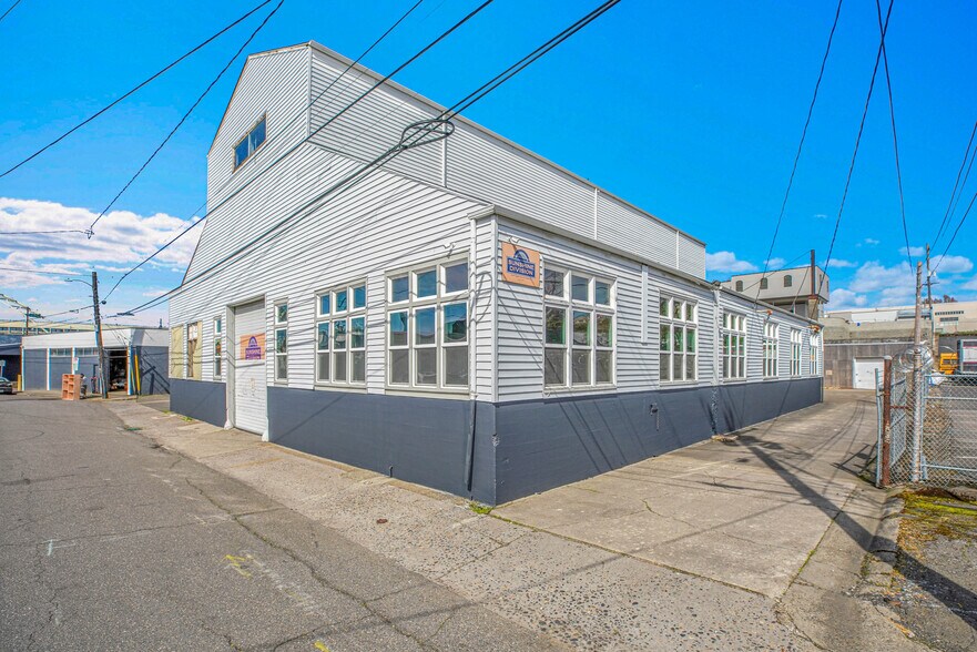 679-687 N Thompson St, Portland, OR à louer - Photo du bâtiment - Image 2 de 21