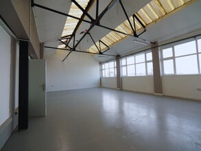 Lawley St, Stoke On Trent for lease Interior Photo- Image 2 of 4
