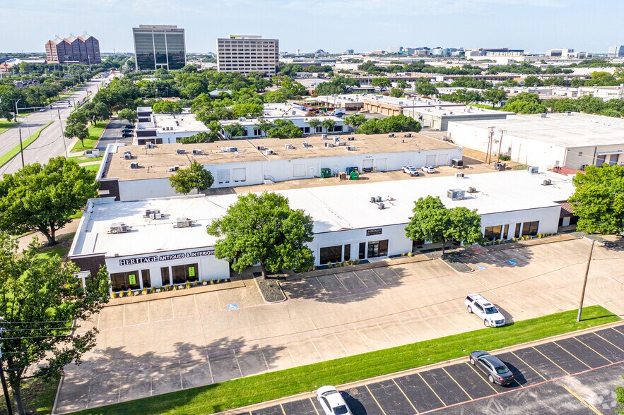 13720 Midway Rd, Farmers Branch, TX à louer - Photo du bâtiment - Image 3 de 3