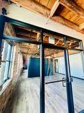 1525 W Homer St, Chicago, IL for lease Interior Photo- Image 1 of 17
