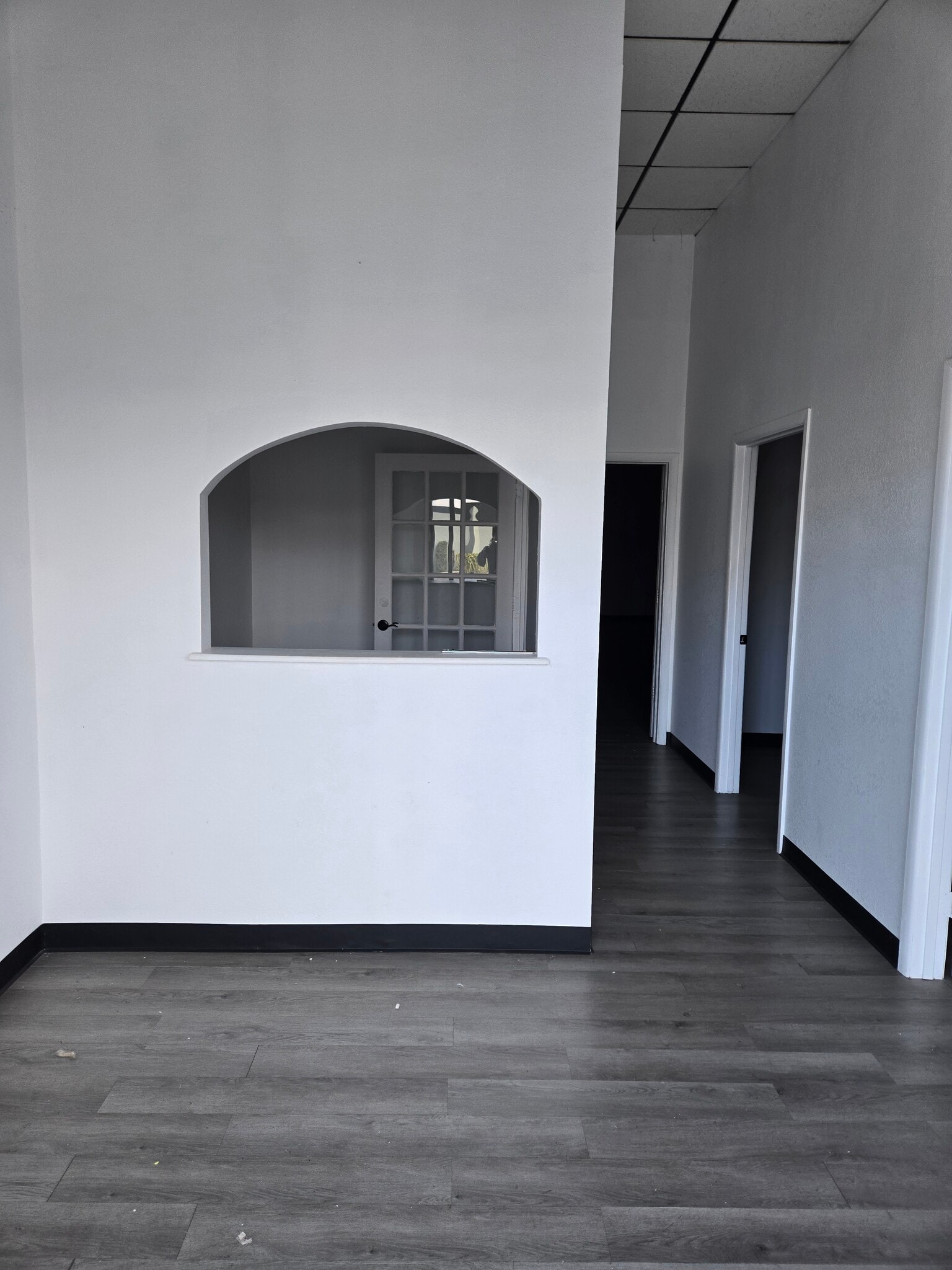 6160 Ulmerton Rd, Clearwater, FL à louer Photo intérieure- Image 1 de 11