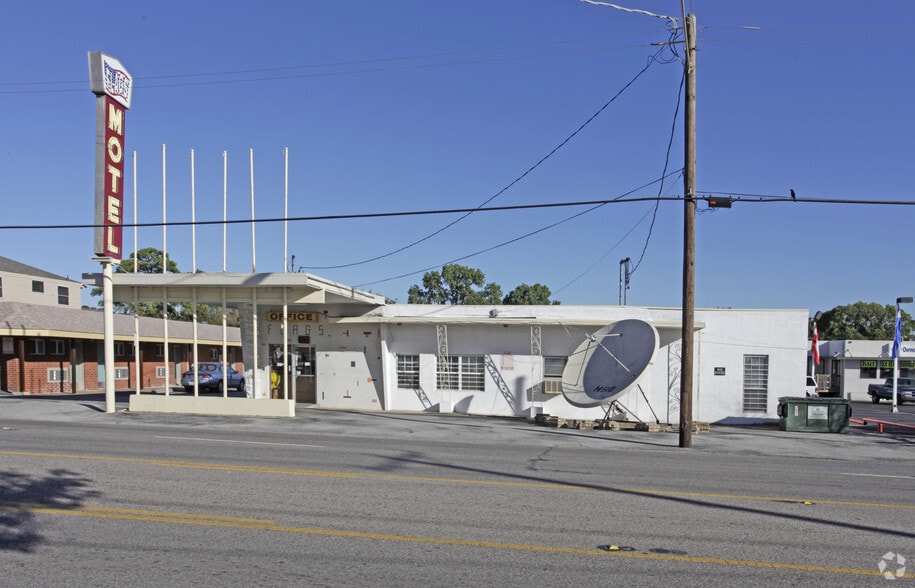 511 E Division St, Arlington, TX for sale - Building Photo - Image 2 of 2