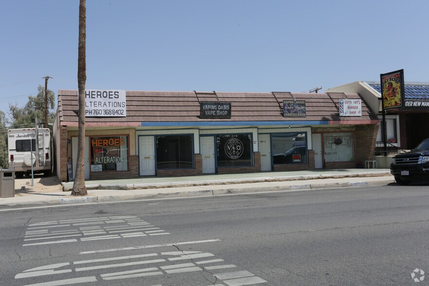 5777 Adobe Rd, Twentynine Palms, CA à louer - Photo principale - Image 1 de 4