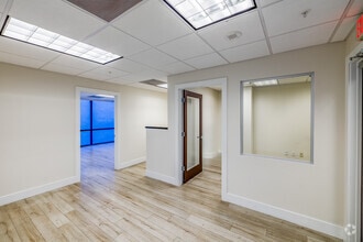 780-782 NW 42nd Ave, Miami, FL for lease Interior Photo- Image 2 of 4