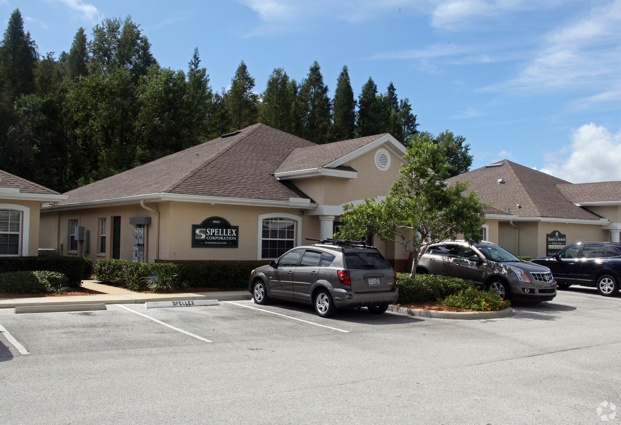 10820 Sheldon Rd, Tampa, FL à vendre Photo principale- Image 1 de 39
