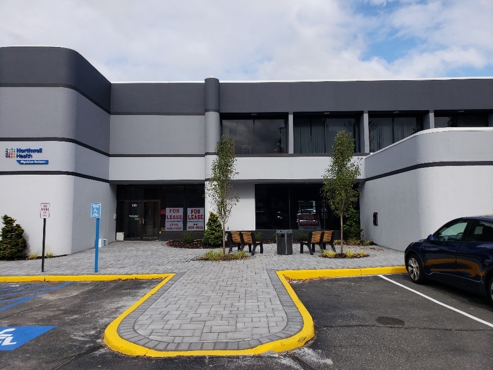 110 Main St, Port Washington, NY à louer Photo du bâtiment- Image 1 de 5