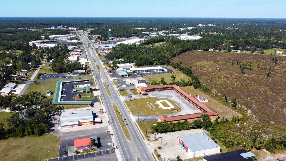 2238 S Byron Butler Pky, Perry, FL à vendre - Photo du bâtiment - Image 2 de 7