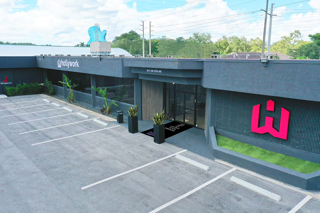 5911 SW 39th Ave, Fort Lauderdale, FL for lease Building Photo- Image 1 of 26