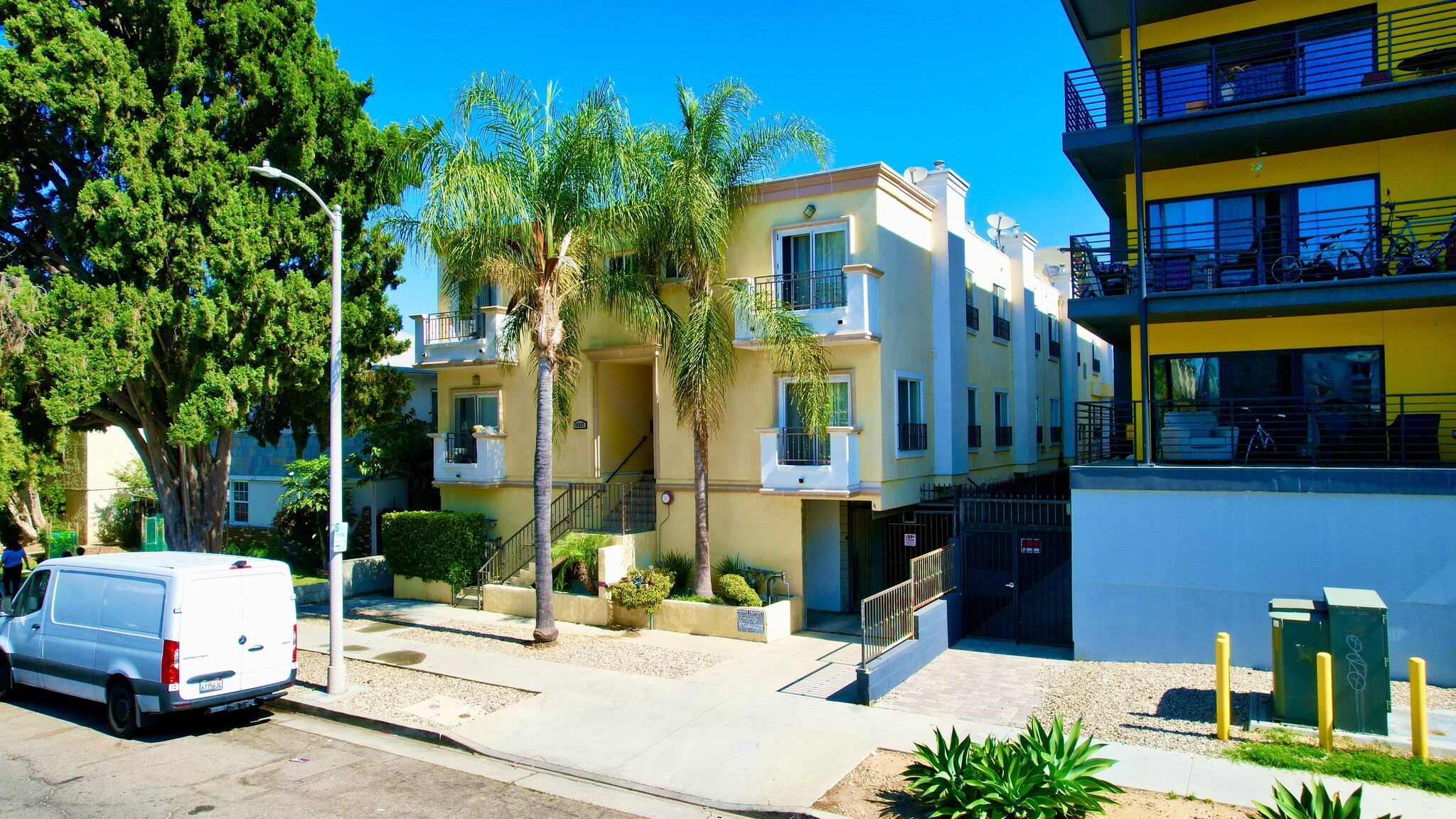14317 Friar St, Van Nuys, CA for sale Building Photo- Image 1 of 17