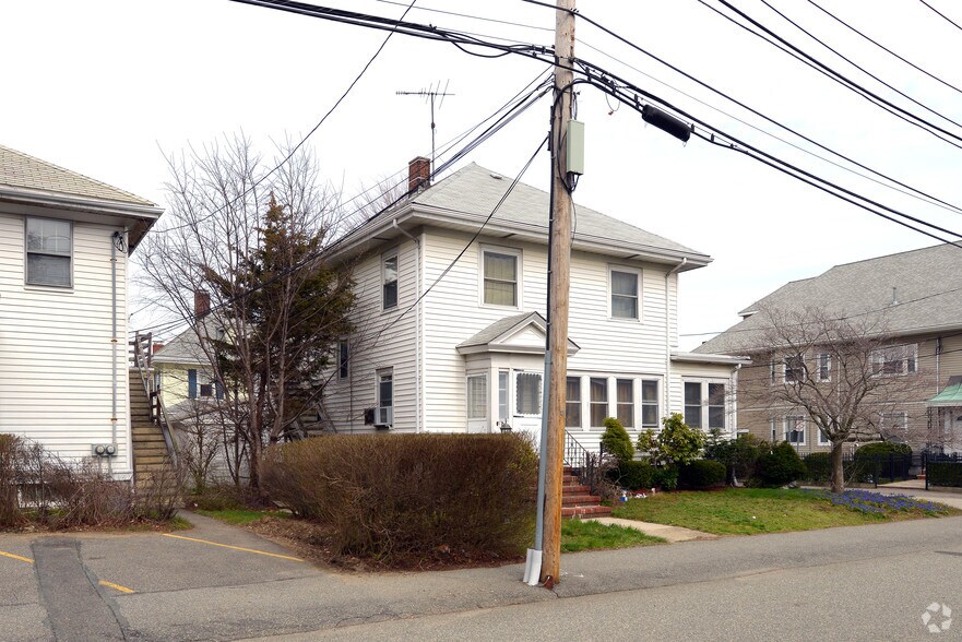 28 Spear St, Quincy, MA à louer - Photo du bâtiment - Image 2 de 4