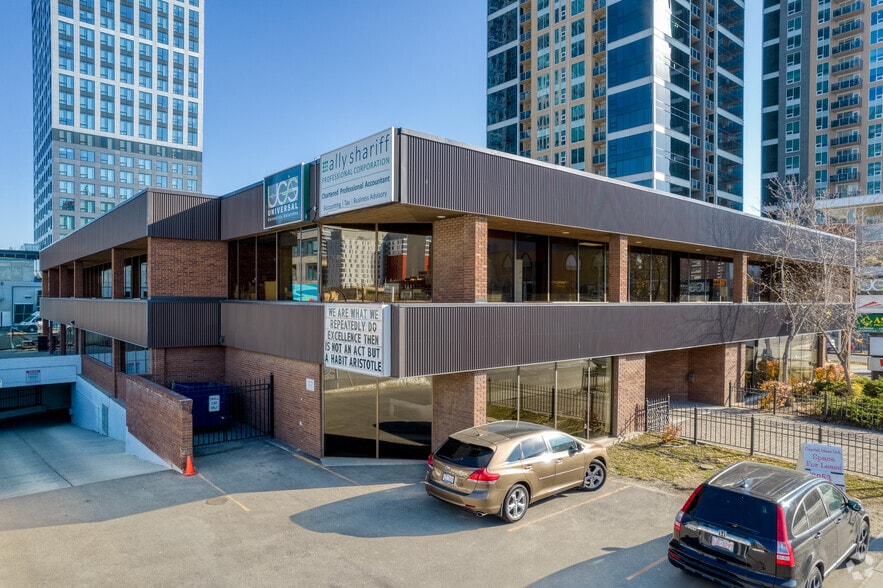 1212 1st St SE, Calgary, AB à louer - Photo du bâtiment - Image 3 de 13