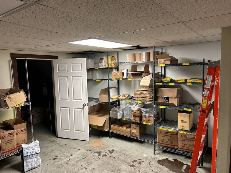 801 Sixth St, Mendota, IL for sale - Building Photo - Image 2 of 36