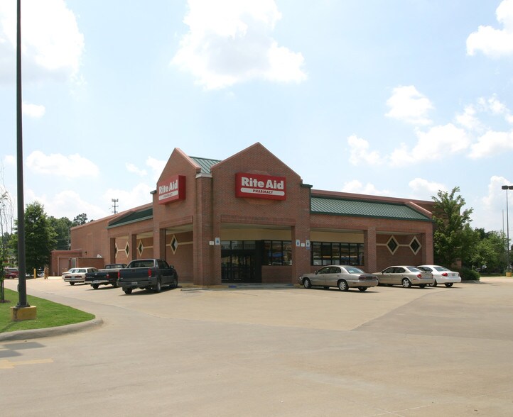 6860 Summer Ave, Bartlett, TN à louer - Photo principale - Image 2 de 3