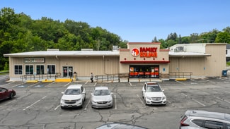 Plus de détails pour 208 S Main St, Moscow, PA - Commerce de détail à vendre