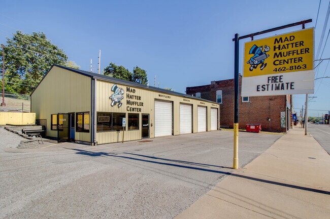 More details for 808 E Broadway, Alton, IL - Specialty for Sale