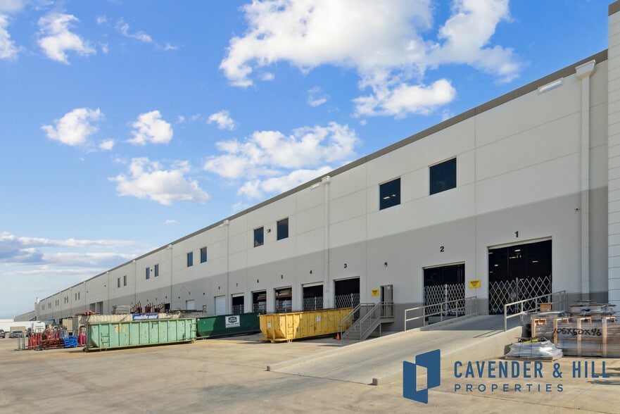 17745 Lookout Rd, Schertz, TX for lease - Building Photo - Image 3 of 18