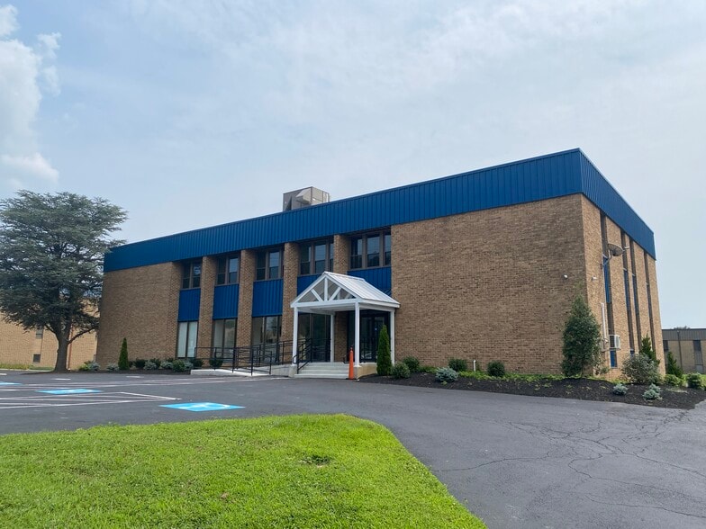 1212 Baltimore Pike, Chadds Ford, PA for lease - Building Photo - Image 2 of 6