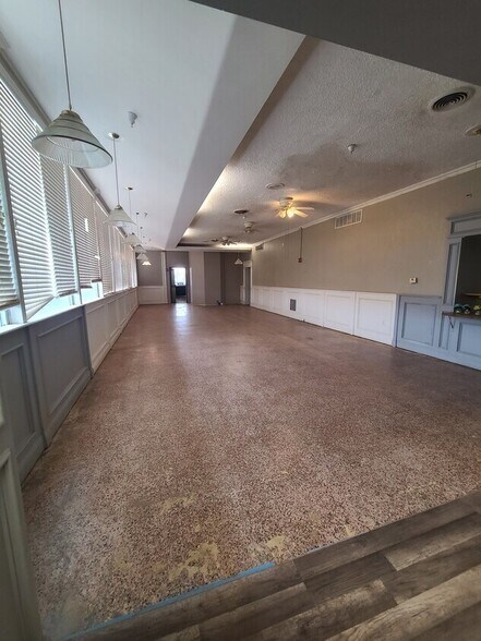 2101 Avenue Q, Lubbock, TX à louer - Photo intérieure - Image 3 de 18