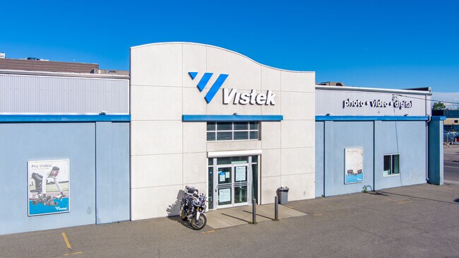 Plus de détails pour 1231 10th Ave SW, Calgary, AB - Commerce de détail à vendre