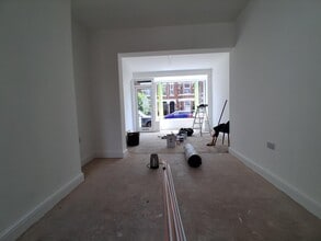 176 Albany Rd, Coventry for lease Interior Photo- Image 2 of 6