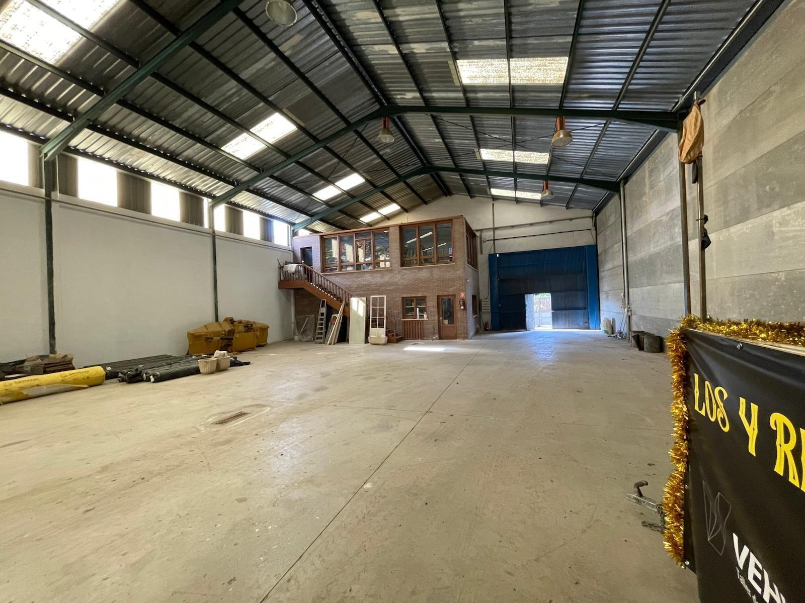 Industrial in Cáceres, Cáceres for sale Building Photo- Image 1 of 6