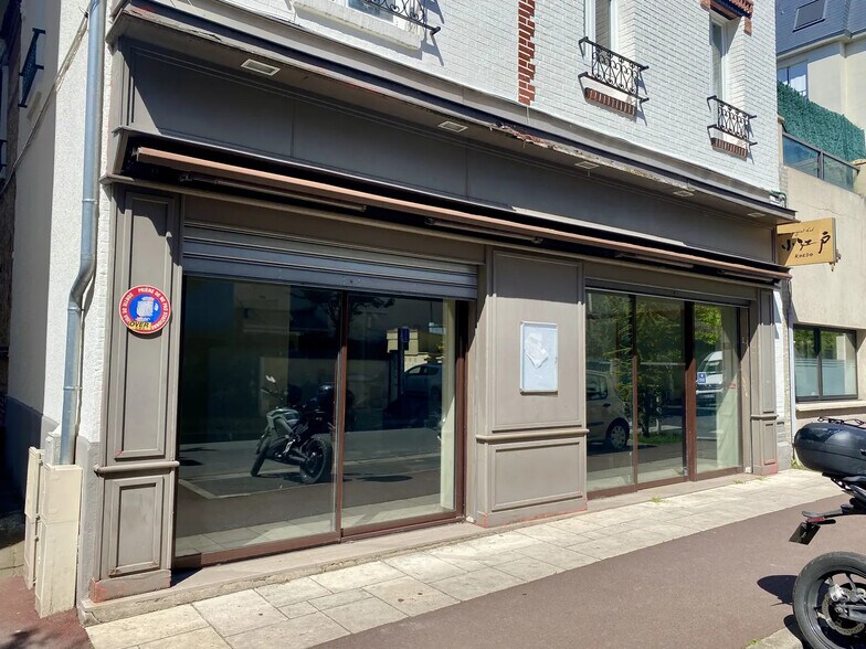 28 Avenue Du Bas Meudon, Issy-les-Moulineaux à louer - Photo du bâtiment - Image 1 de 4