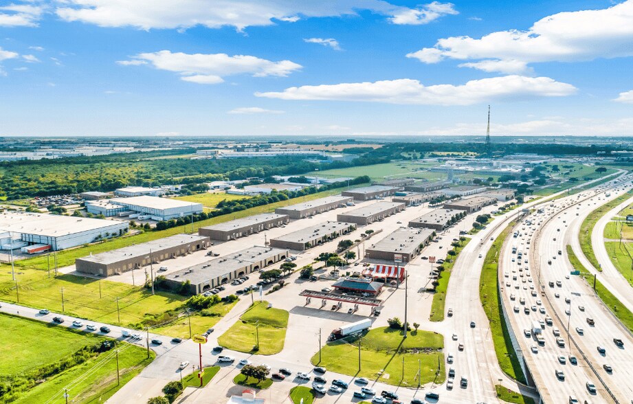 2702-2720 SE Loop 820, Fort Worth, TX à louer - Aérien - Image 2 de 11