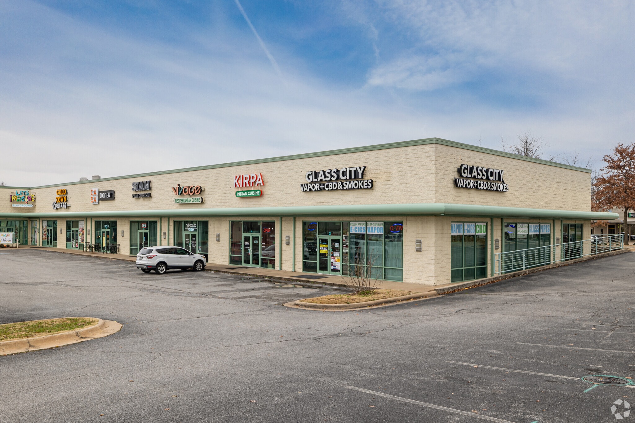 1100 SE 14th St, Bentonville, AR for lease Primary Photo- Image 1 of 2