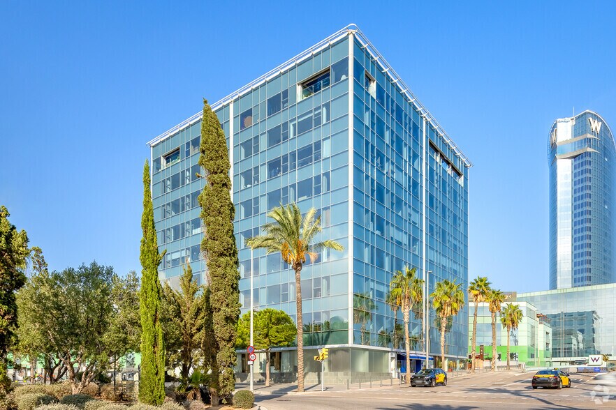 Passeig de Joan de Borbó Comte de Barcelona, 99-101, Barcelone, Barcelona à louer - Photo du bâtiment - Image 3 de 28