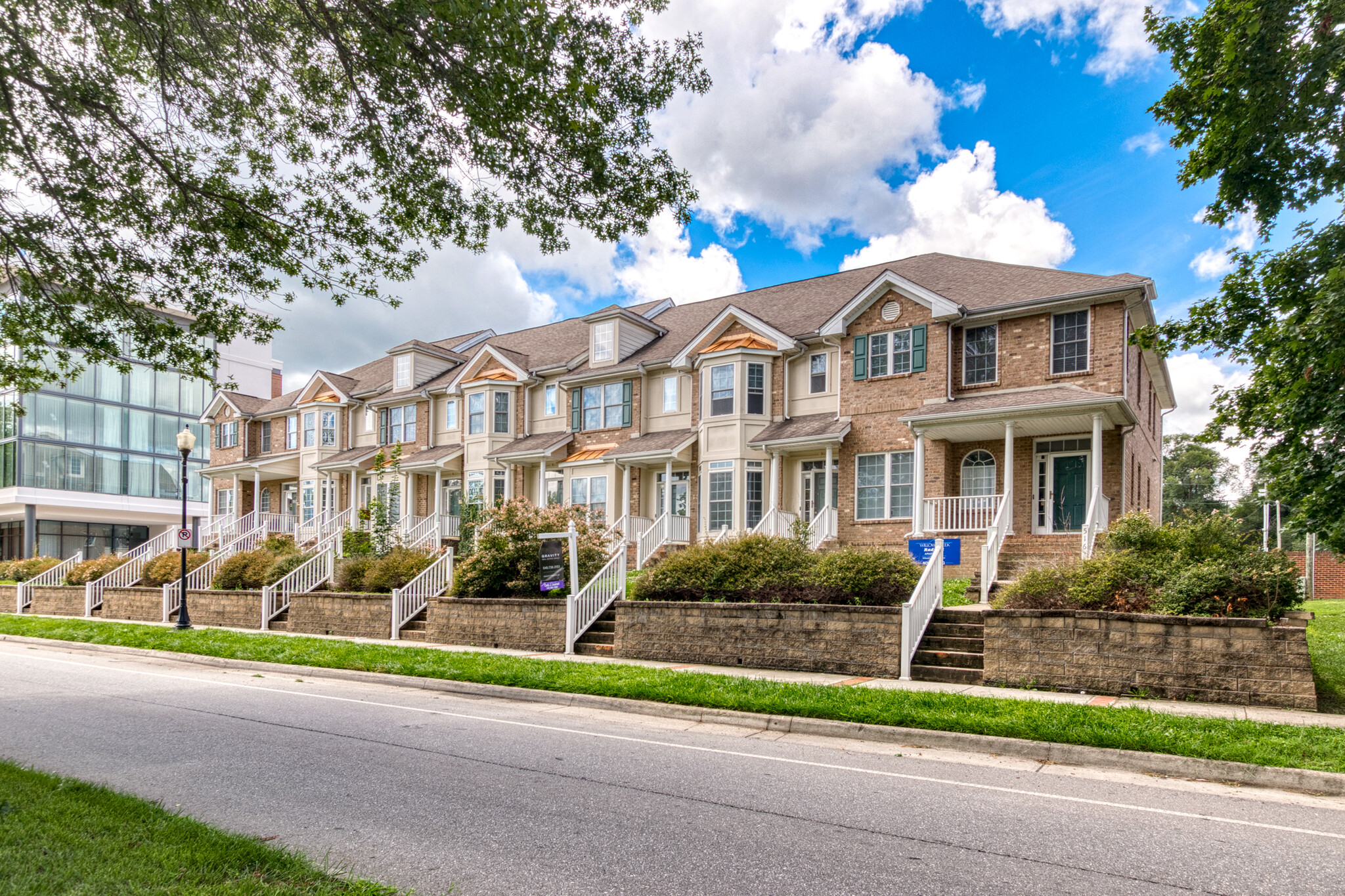 516-526 Tyler, Radford, VA for sale Primary Photo- Image 1 of 1