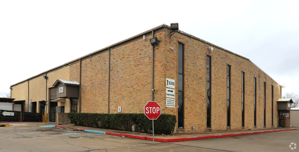 7520 Lawndale St, Houston, TX for lease - Primary Photo - Image 1 of 3