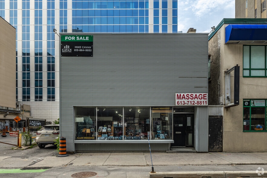 162 Laurier Av W, Ottawa, ON à vendre - Photo du bâtiment - Image 2 de 2