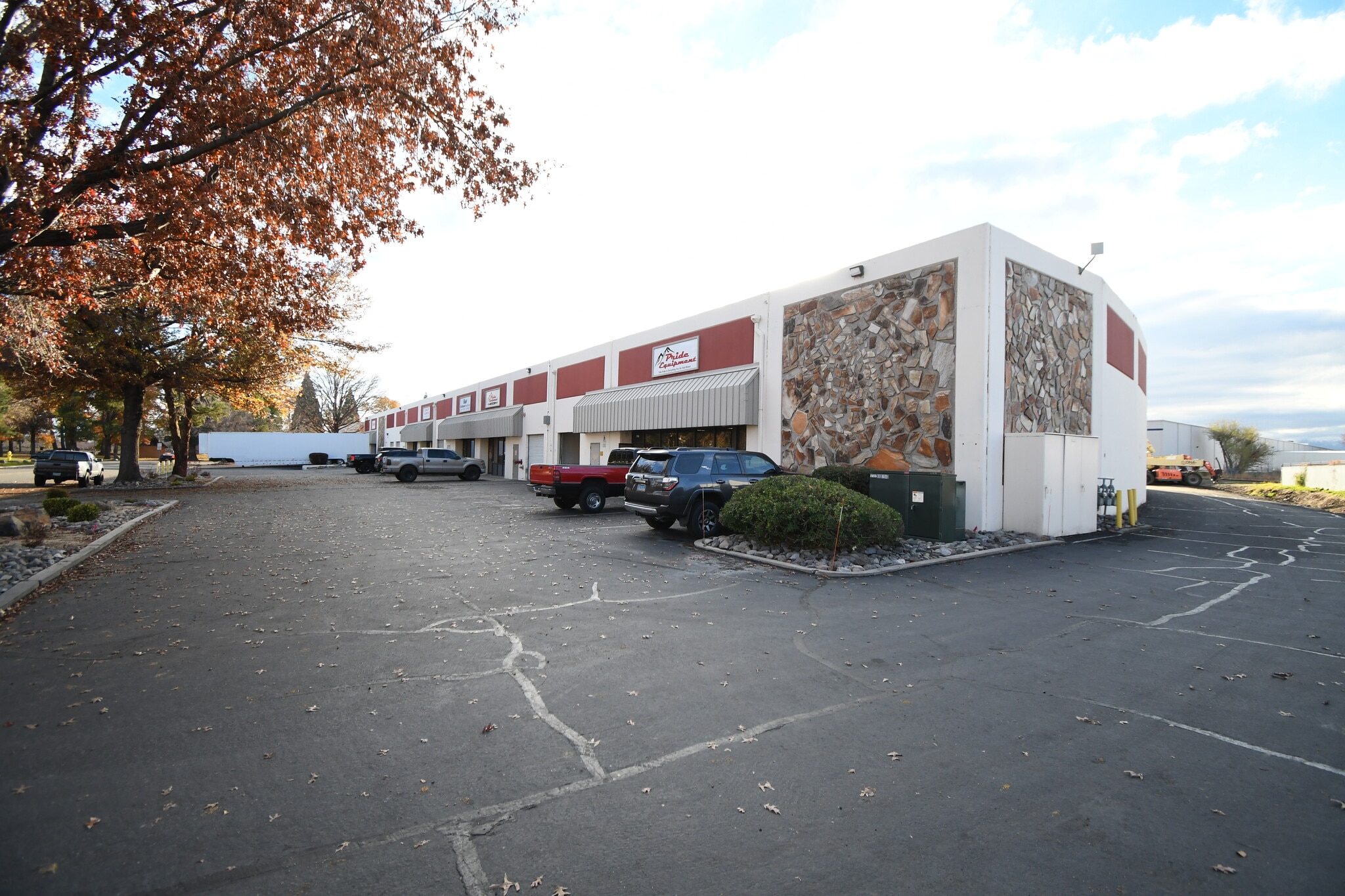 1625-1655 Linda Way, Sparks, NV for lease Building Photo- Image 1 of 5