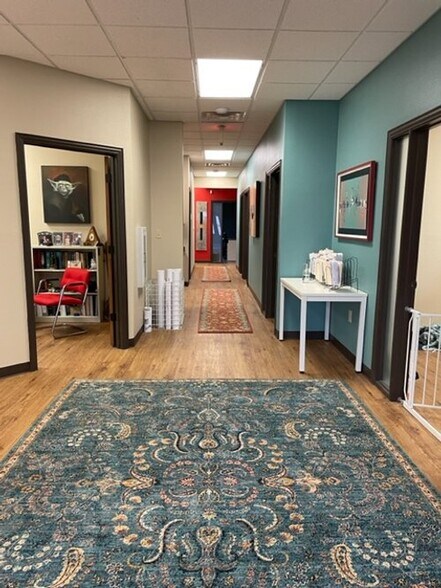 218 Maverick St, San Antonio, TX à louer - Photo intérieure - Image 2 de 10