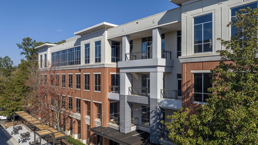 5400 Trinity Rd, Raleigh, NC à louer - Photo du bâtiment - Image 2 de 40