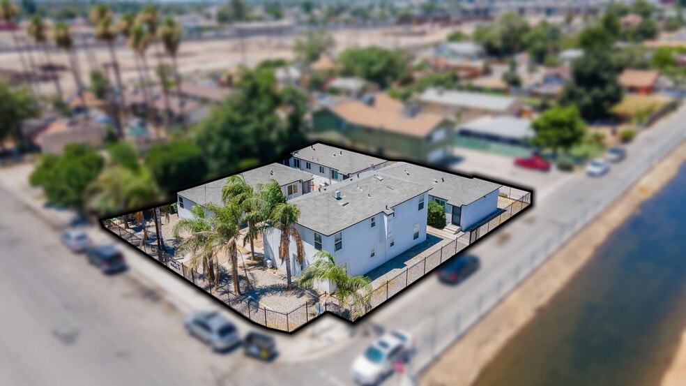 1018 Miller St, Bakersfield, CA for sale - Building Photo - Image 2 of 8