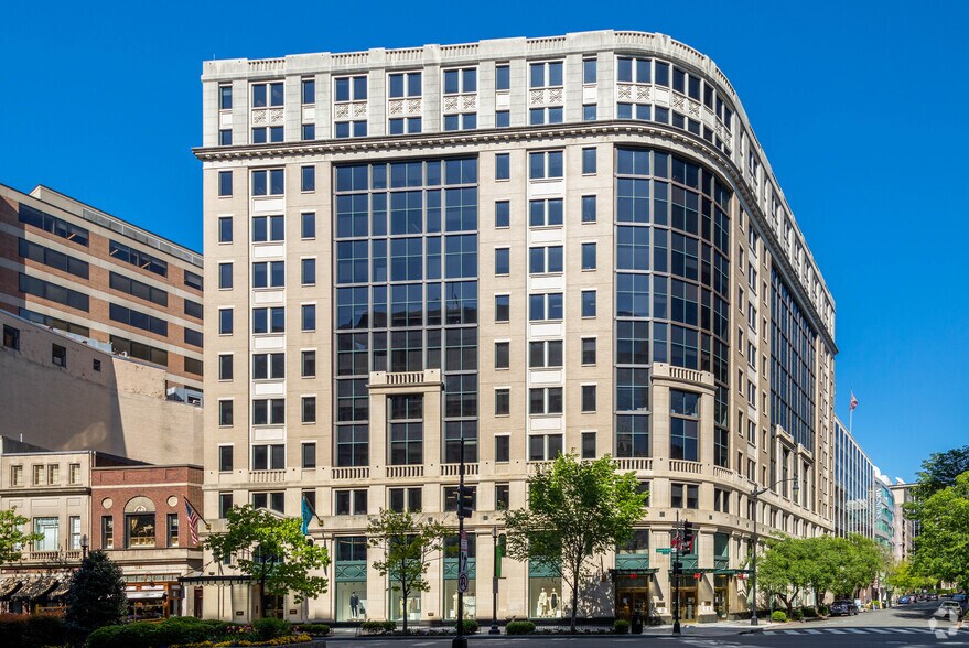 1133 Connecticut Ave NW, Washington, DC à louer - Photo du bâtiment - Image 2 de 18