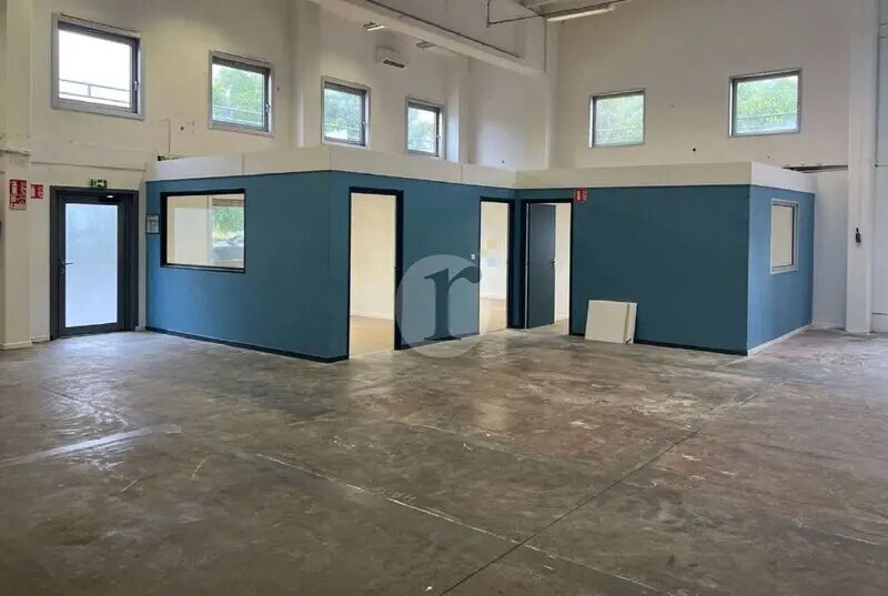 Bureau dans Lesquin à louer - Photo intérieure - Image 1 de 5