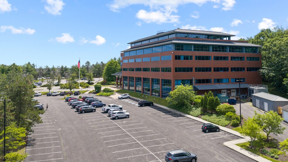 2 Gannett Dr, South Portland, ME à louer - Photo du bâtiment - Image 2 de 30