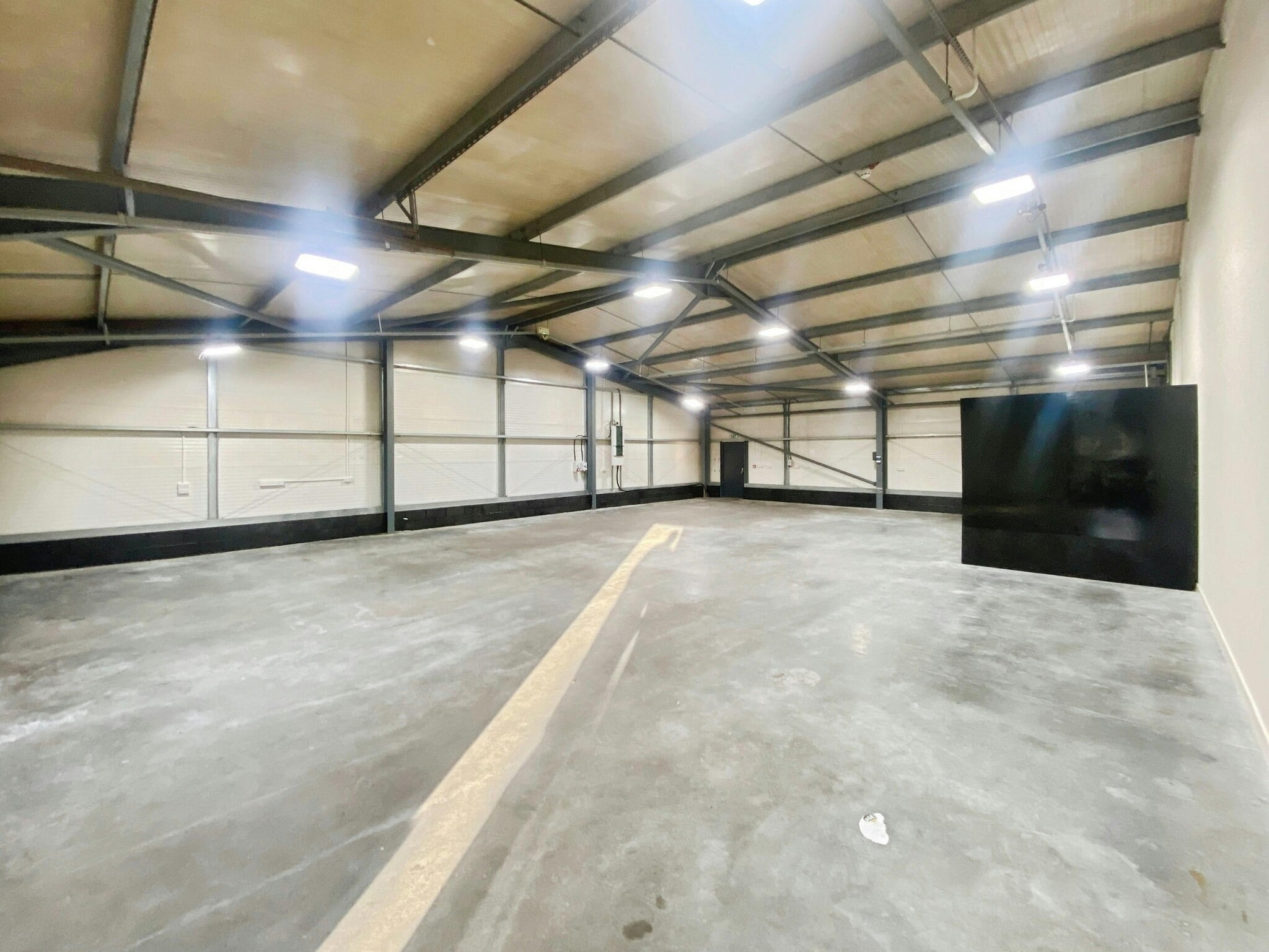 8 Foldgate Vw, Ludlow for lease Interior Photo- Image 1 of 3